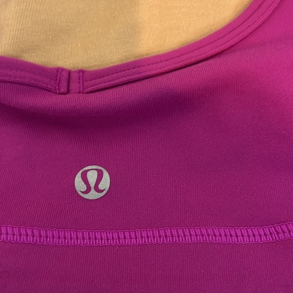 LULULEMON workout tank with built in sports bra Size 4 - Picture 11 of 12